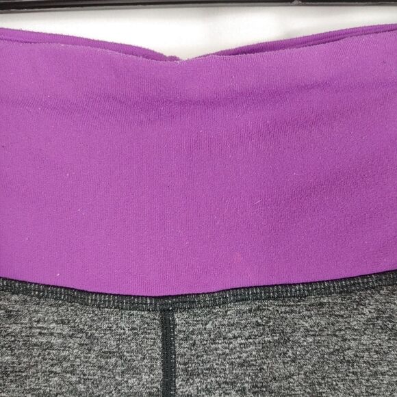 Lululemon Women’s Split Calf Leg Crop Capri Yoga Pants Size 4 Gather And Crow Gr - Picture 4 of 8